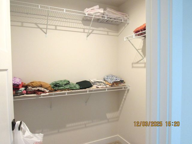 155 Canterbury Way, Lake Zurich, IL 60047