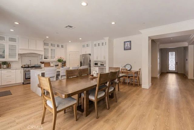 39099 Crown Ranch Rd, Temecula, CA 92591