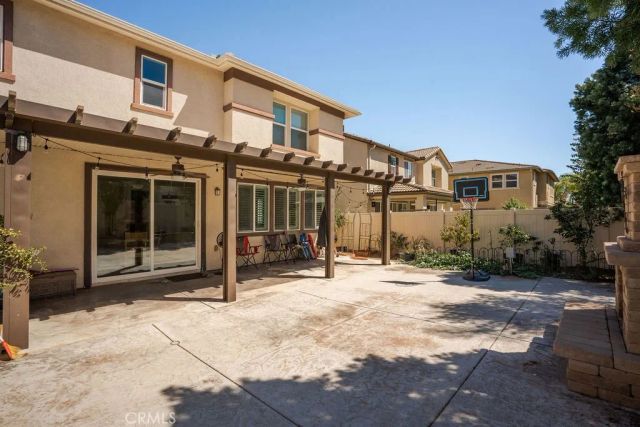 39099 Crown Ranch Rd, Temecula, CA 92591