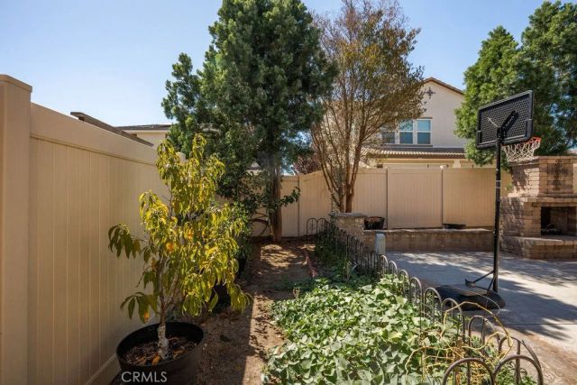 39099 Crown Ranch Rd, Temecula, CA 92591