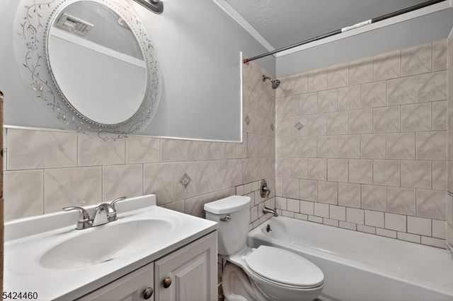 216 New St A, City Of Orange Twp., NJ 07050