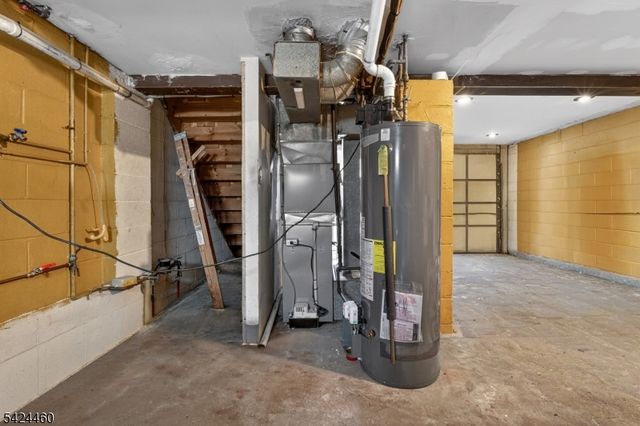 216 New St A, City Of Orange Twp., NJ 07050