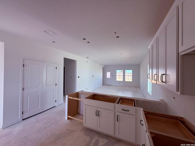 131 Peeps Ct., Adkins, TX 78101