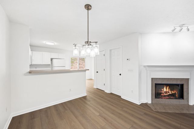 524 Shadow Glen Dr, Nashville, TN 37211