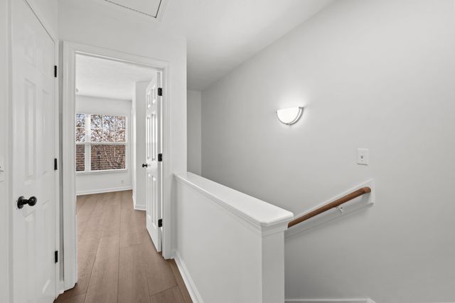 524 Shadow Glen Dr, Nashville, TN 37211