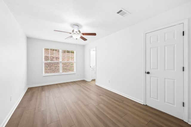 524 Shadow Glen Dr, Nashville, TN 37211