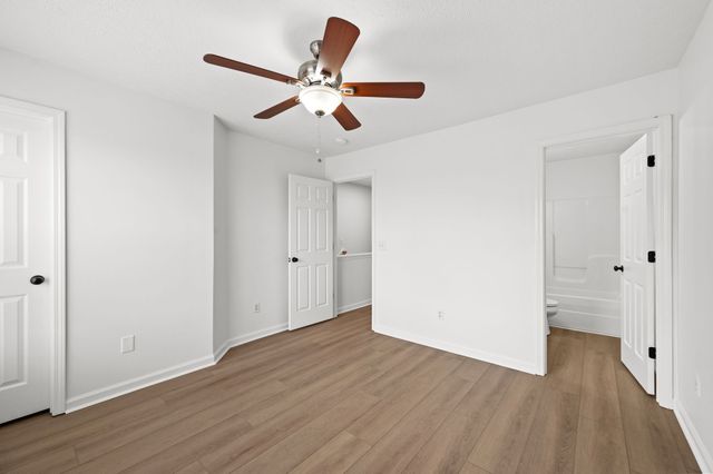 524 Shadow Glen Dr, Nashville, TN 37211