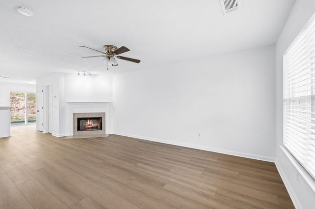 524 Shadow Glen Dr, Nashville, TN 37211