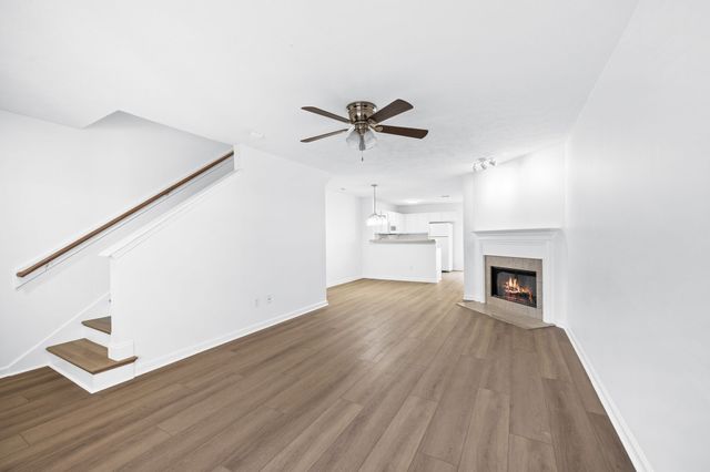 524 Shadow Glen Dr, Nashville, TN 37211