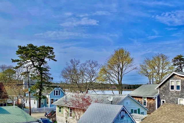 50 Highland Ave, Wareham, MA 02558