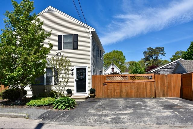 50 Highland Ave, Wareham, MA 02558