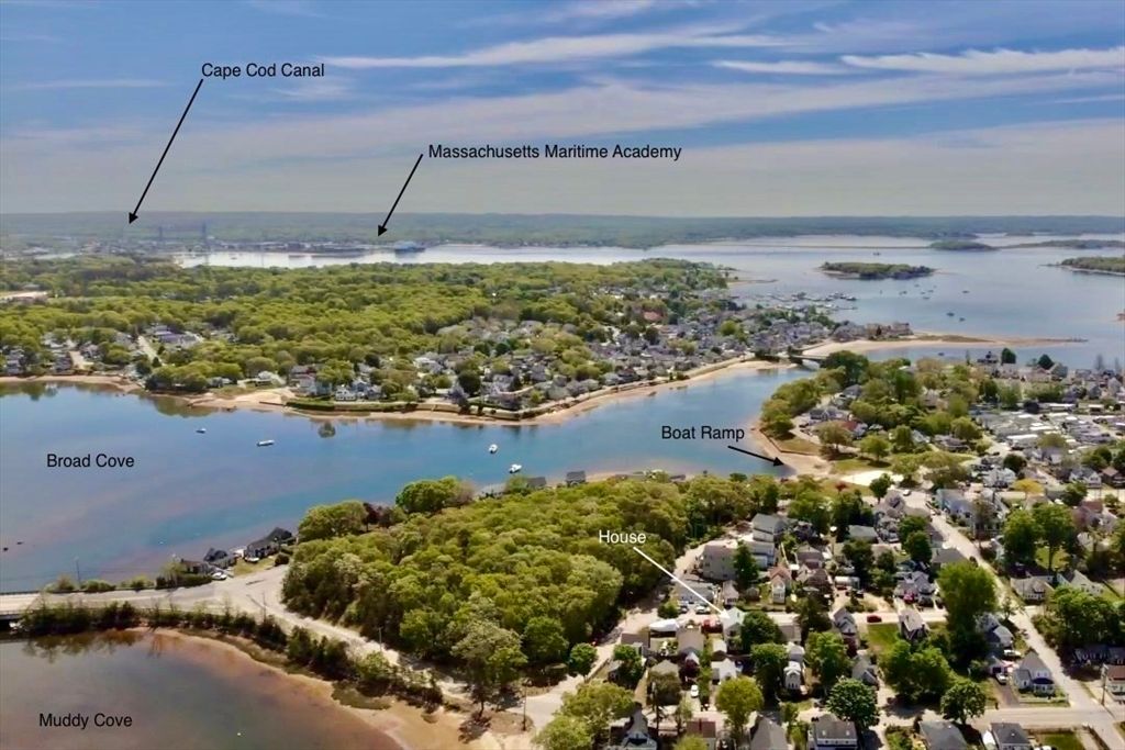 50 Highland Ave, Wareham, MA 02558