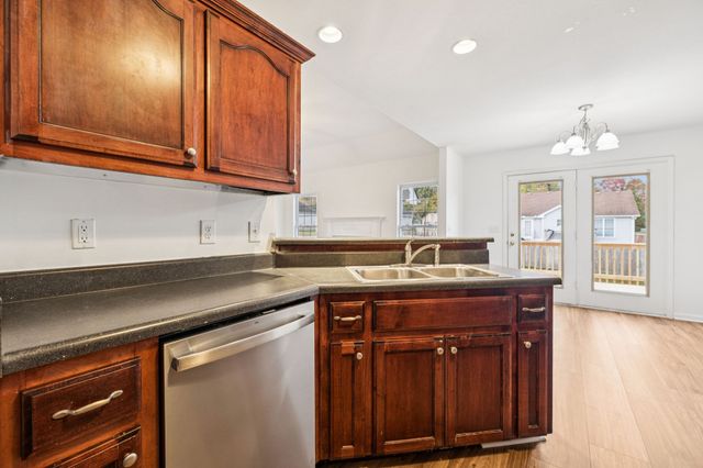 238 Clydesdale Ln, Springfield, TN 37172