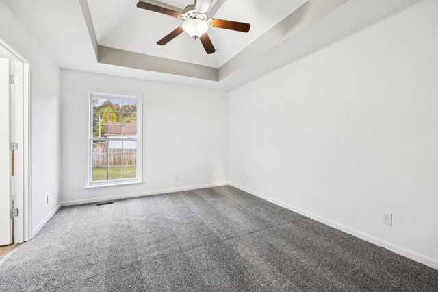 238 Clydesdale Ln, Springfield, TN 37172