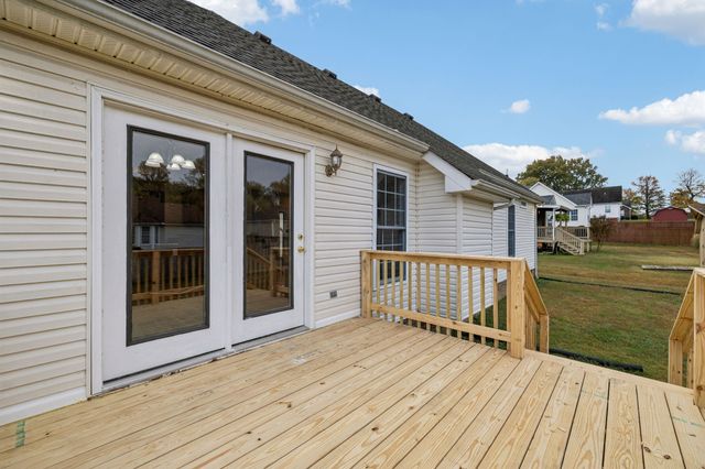 238 Clydesdale Ln, Springfield, TN 37172