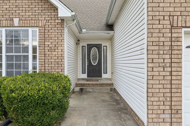 238 Clydesdale Ln, Springfield, TN 37172