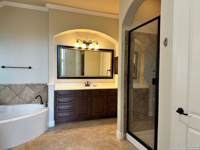 17019 Turin Rdg, San Antonio, TX 78255