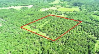 000 East 500 Road, Humansville, MO 65674