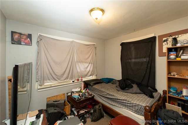 211 S State Street, Clarksville, IN 47129