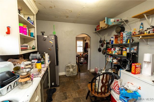 211 S State Street, Clarksville, IN 47129