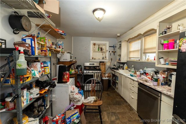 211 S State Street, Clarksville, IN 47129