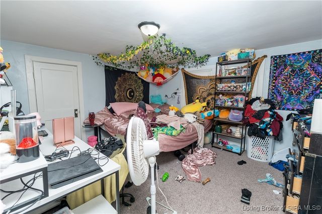 211 S State Street, Clarksville, IN 47129