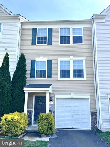 334 RUMBLING ROCK RD, Hedgesville, WV 25427