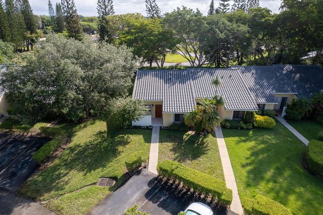 6779 Bridlewood Court, Boca Raton, FL 33433
