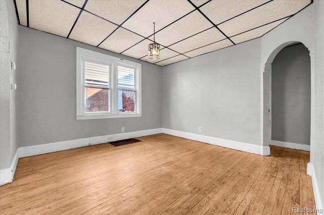 14888 Mendota Street, Detroit, MI 48238