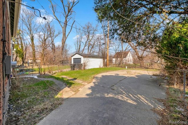 14888 Mendota Street, Detroit, MI 48238