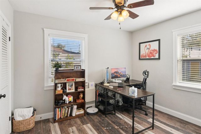 704 W FRIBLEY STREET, Tampa, FL 33603