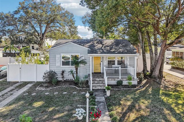 704 W FRIBLEY STREET, Tampa, FL 33603