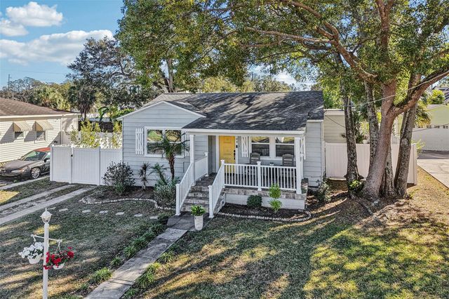 704 W FRIBLEY STREET, Tampa, FL 33603