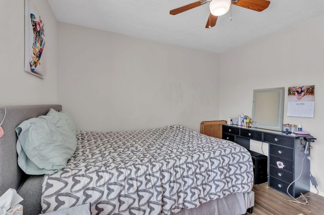 540 7th Avenue NE, Rio Rancho, NM 87124