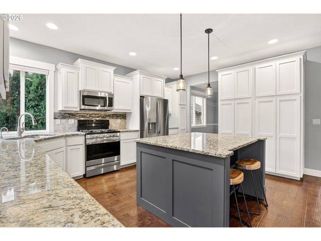 4132 Sw BRIXTON Ave, Gresham, OR 97080