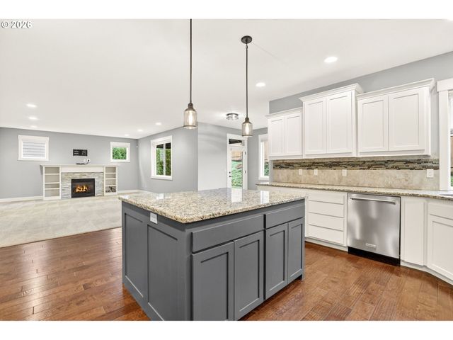 4132 Sw BRIXTON Ave, Gresham, OR 97080