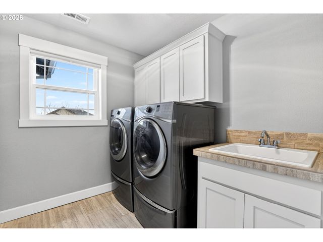 4132 Sw BRIXTON Ave, Gresham, OR 97080