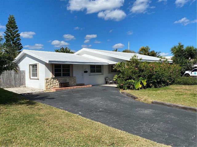 2741-2745 NE 30th Avenue, Lighthouse Point, FL 33064