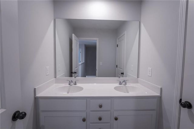 4416 Buttonwood Lane, Lilburn, GA 30047