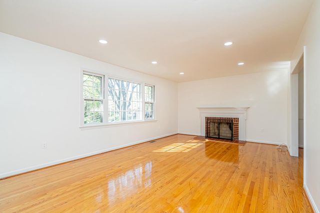 3535 MEMORIAL ST, Alexandria, VA 22310