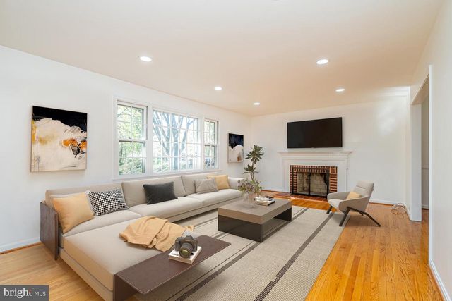 3535 MEMORIAL ST, Alexandria, VA 22310