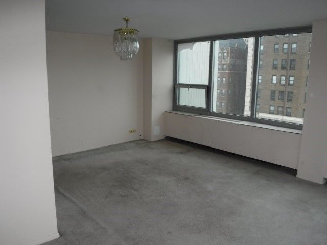 1700 E 56th Street 801, Chicago, IL 60637