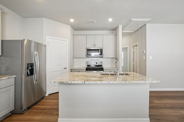 822 Sunflower Road, Lavon, TX 75166