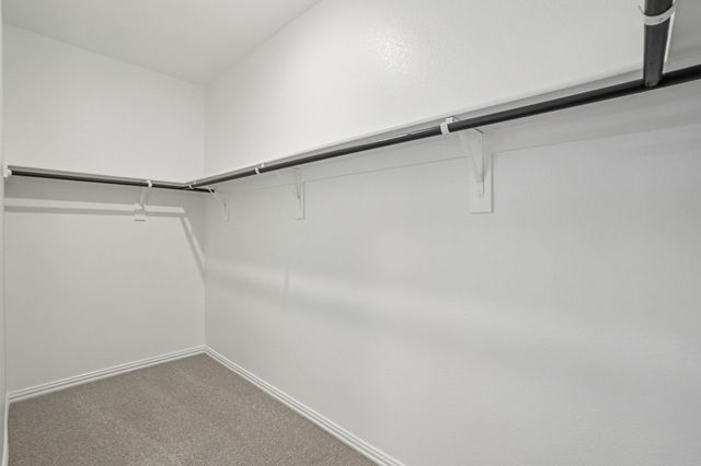 822 Sunflower Road, Lavon, TX 75166