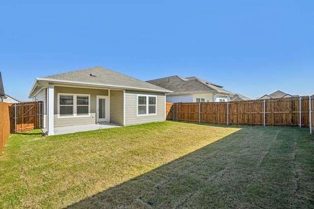 822 Sunflower Road, Lavon, TX 75166
