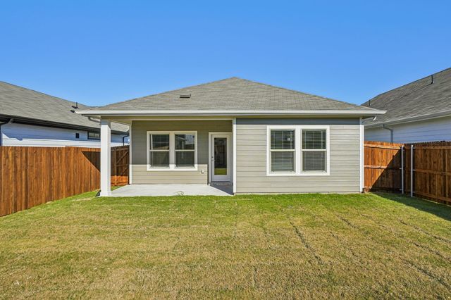 822 Sunflower Road, Lavon, TX 75166