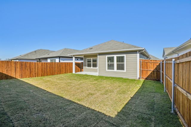 822 Sunflower Road, Lavon, TX 75166