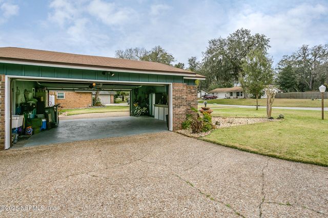 6433 RIVER POINT Drive, Fleming Island, FL 32003