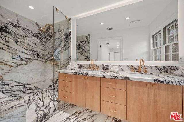 9024 Keith Avenue, West Hollywood, CA 90069