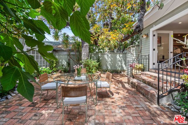 9024 Keith Avenue, West Hollywood, CA 90069